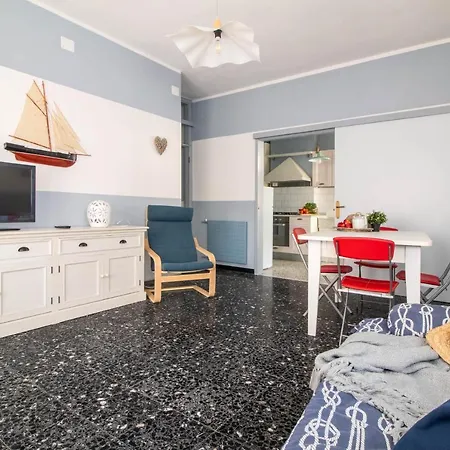 Raffaello House Sestri Levante